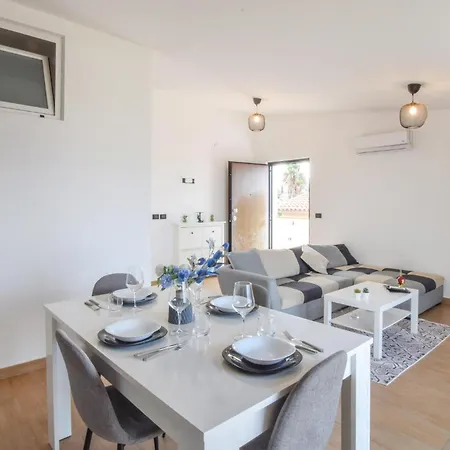 Apartamento In Reggio Calabria